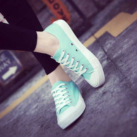 Spring and summer white shoes Spring and summer white shoes